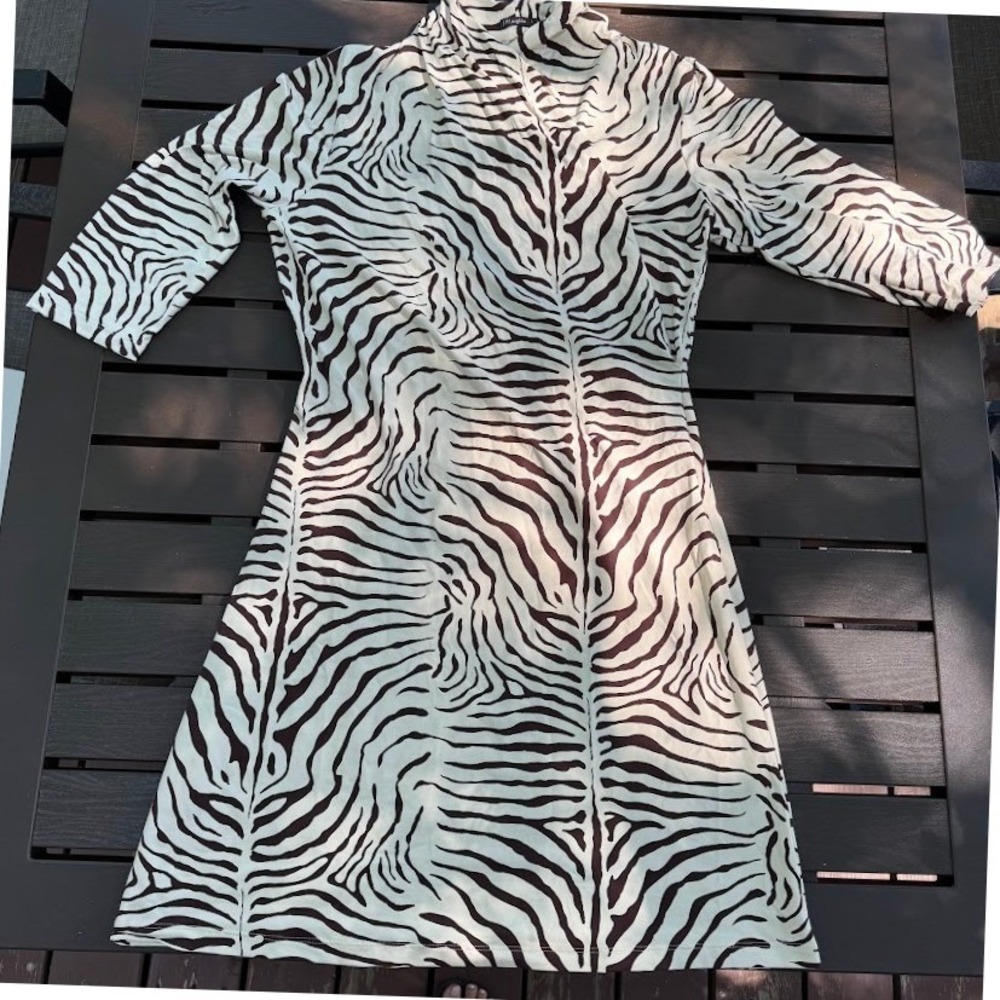 J. McLaughlin Zebra Print Mock Neck Dress Brown Cream 3/4 Sleeve Size L
